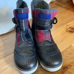Ugg Marrais red plaid brogue style boot. 7